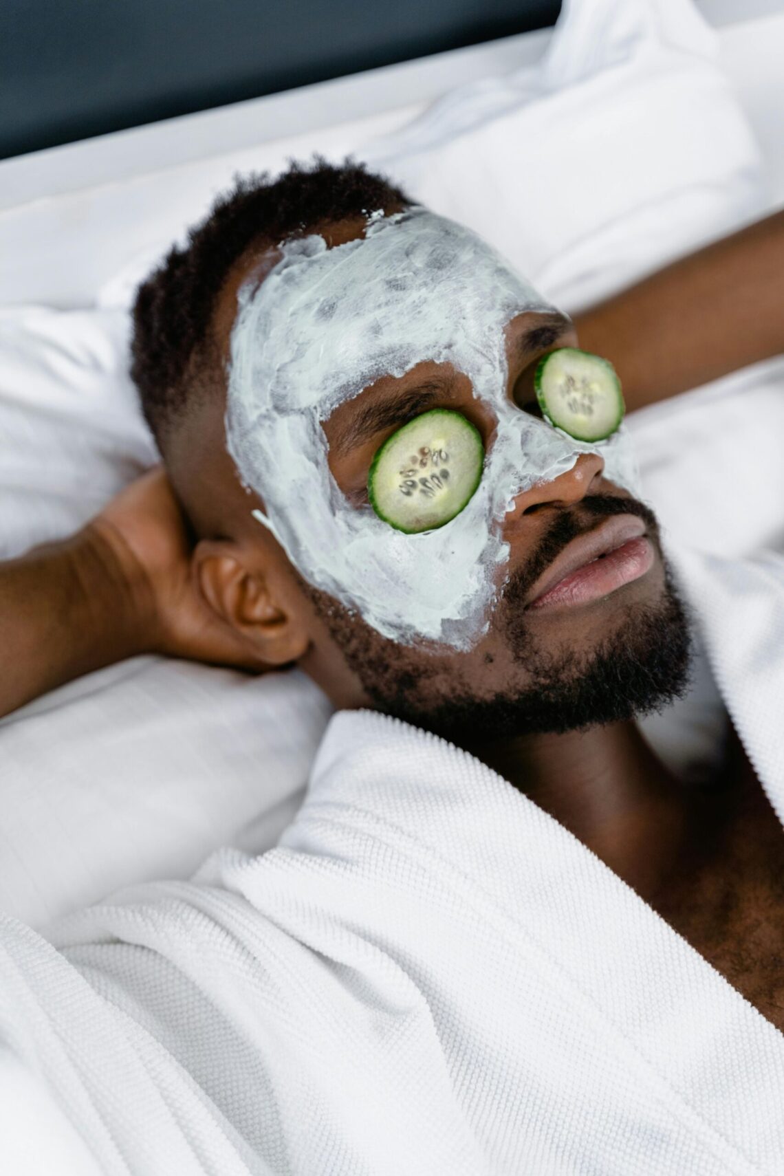 Black Men's Skincare Routine: The Ultimate Morning & Night Guide for Healthy Melanin-Rich Skin